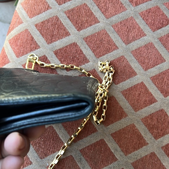 Chanel Black Leather Women's Bag - Picture 10 of 16